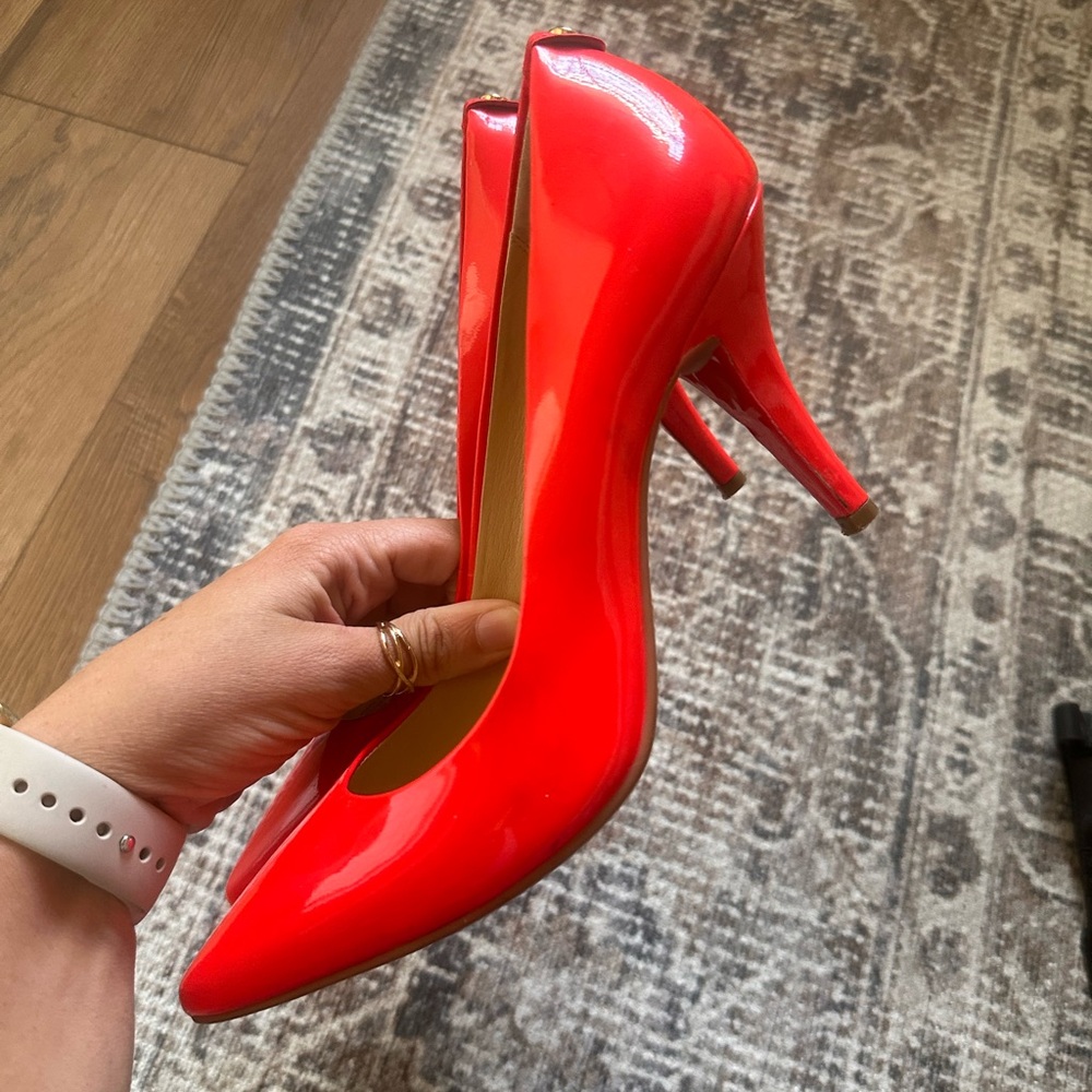 Michael Kors women’s size 7 red heels